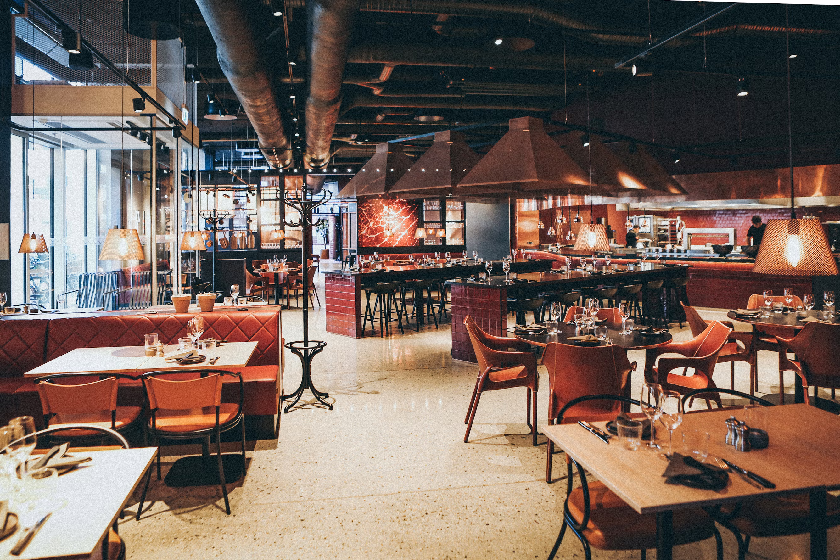Restaurantes y bares